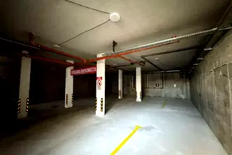 Гараж/Паркомясто в Търговище, Вароша