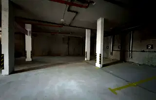 Гараж/Паркомясто в Търговище, Вароша
