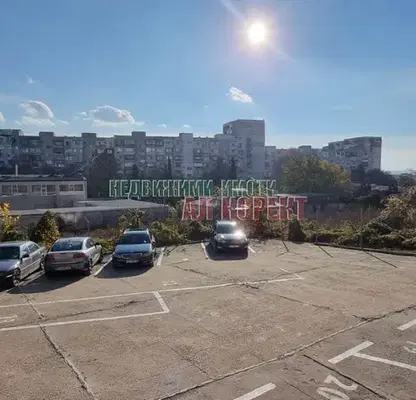 Снимка 5 — Гараж/Паркомясто във Варна, Възраждане 1