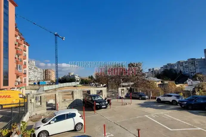 Гараж/Паркомясто във Варна, Възраждане 1