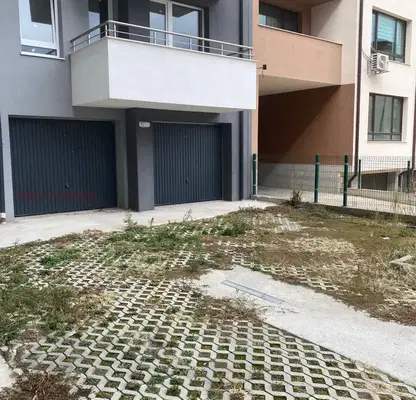 Photo 4 — Garage/Parking in Kyrdjali, Vyzrojdenci