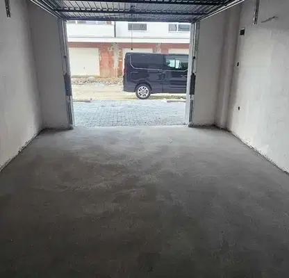 Photo 2 — Garage/Parking in Kyrdjali, Vyzrojdenci