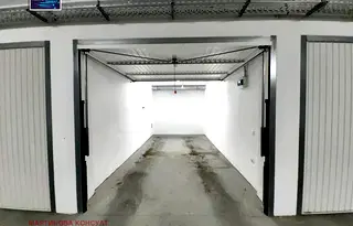 Гараж/Паркомясто в София, Зона Б-18