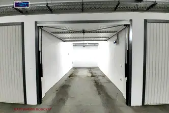 Гараж/Паркомясто в София, Зона Б-18