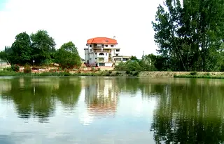 Хотел в Смолян, Каптажа