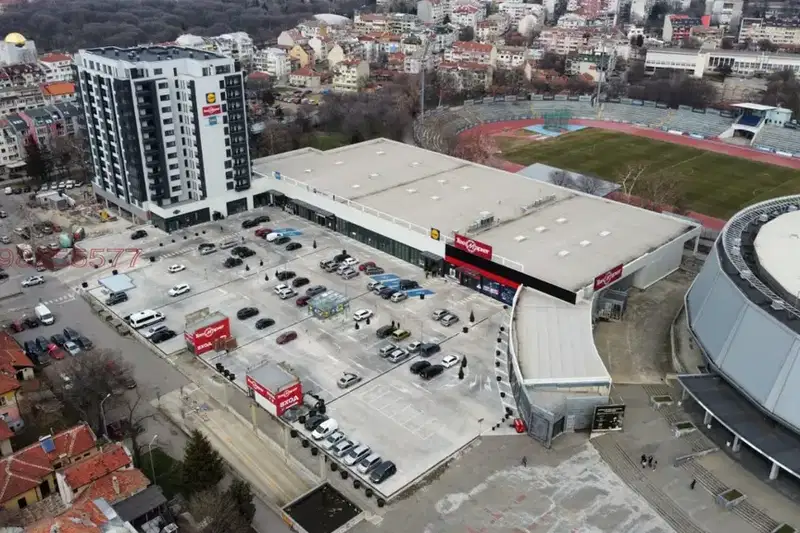 Business Property in Ruse, Centyr