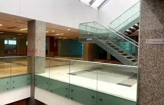 Бизнес имот в Плевен, Широк център