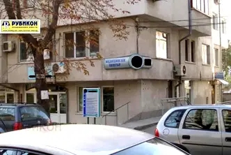 Бизнес имот в Плевен, Широк център