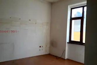 Бизнес имот в Смолян, Стар център