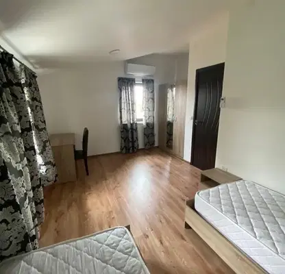 Photo 4 — House in Studentski