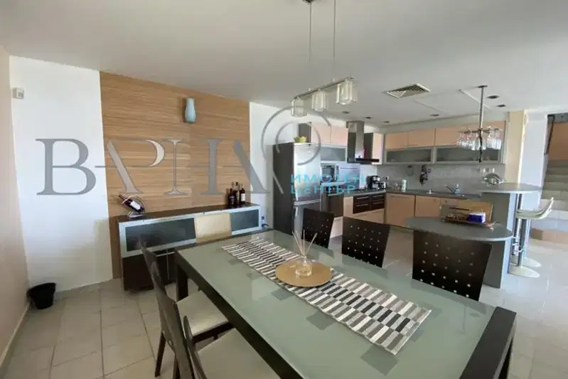 House in Varna, Briz