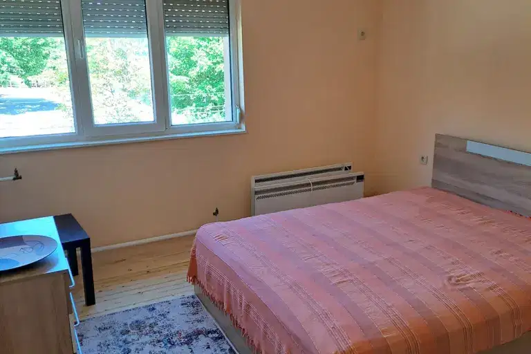 Къща във Враца, Център