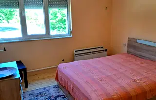 Къща във Враца, Център