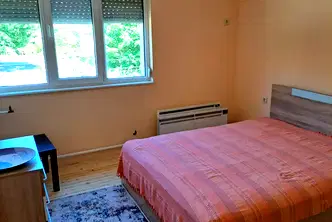 Къща във Враца, Център