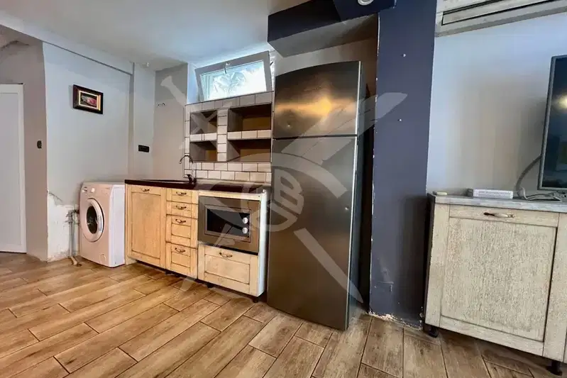 House in Varna, Centyr