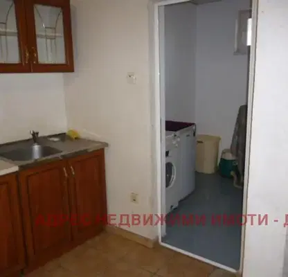 Photo 4 — House in Dobrich, Centyr