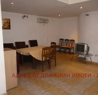 Photo 5 — House in Dobrich, Centyr