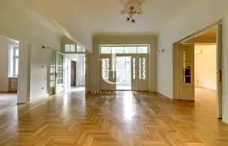 Къща в София, Докторски паметник