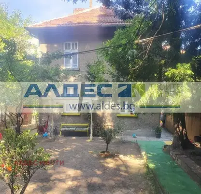 Photo 2 — House in Sofiya, Lozenec