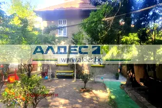Къща в София, Лозенец