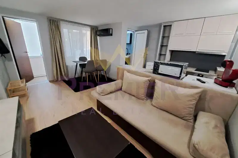 House in Varna, Lyatno Kino Trakiya