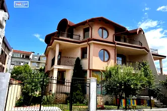 Къща в София, Люлин 9