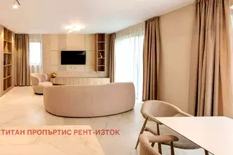 Къща в Бургас, Сарафово