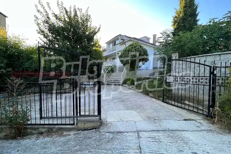 House in Varna, Sveti Nikola