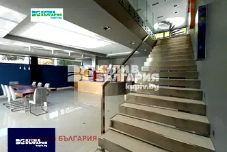 Къща във Варна, Свети Никола