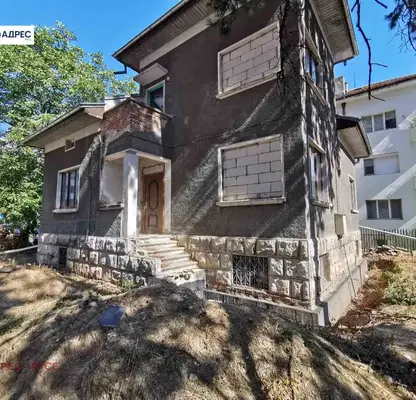 Photo 3 — House in Ruse, Vyzrajdane