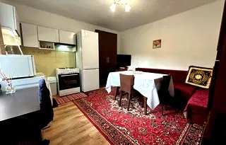 Къща във Варна, Зимно кино Тракия