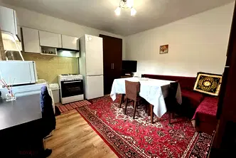 Къща във Варна, Зимно кино Тракия