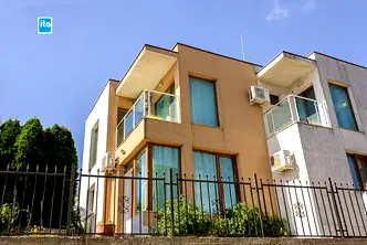 Къща в Добрич, Балчик