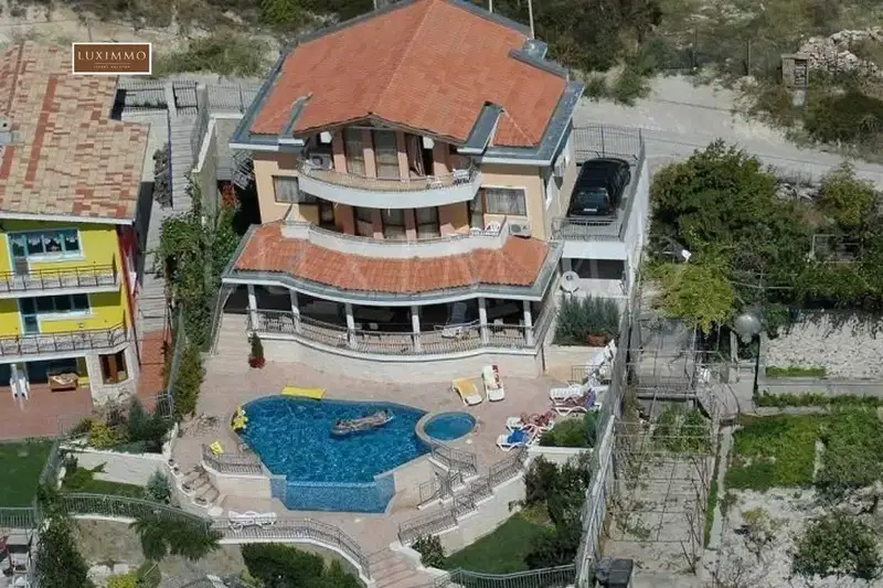 Къща в Добрич, Балчик