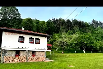 Къща в Ловеч, с. Рибарица