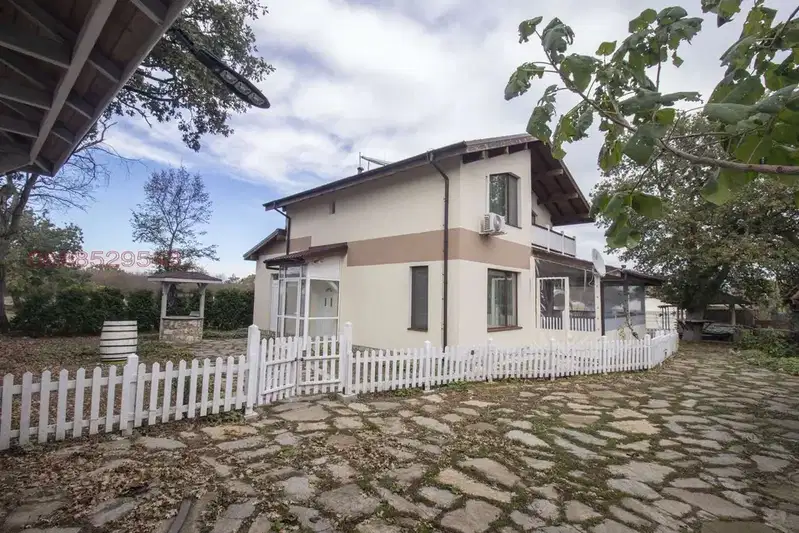 House in Oblast Varna, Aksakovo