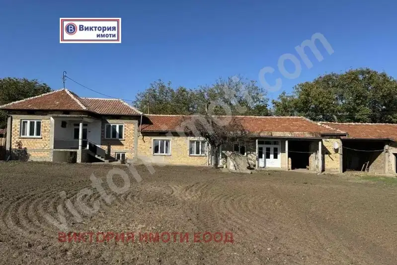 House in Oblast Veliko Tyrnovo, Maslarevo
