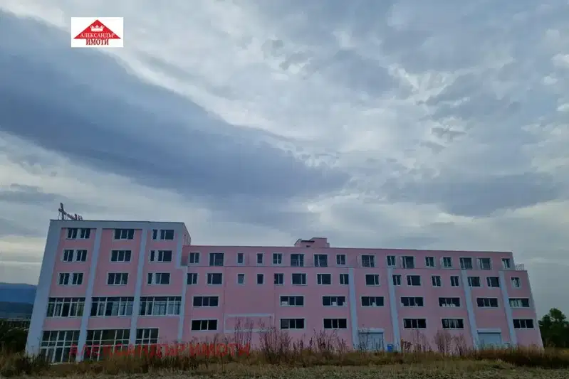 Магазин в с. Лозен