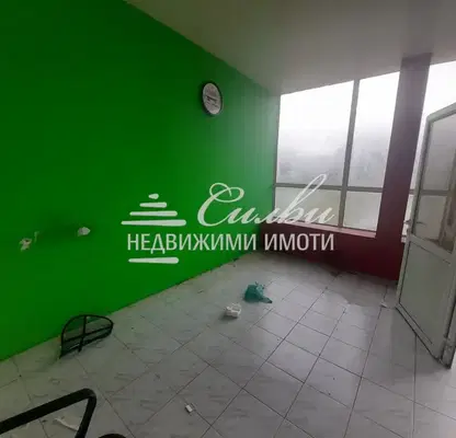 Снимка 3 — Магазин в Шумен, 5-ти полк