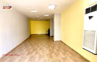 Магазин в Шумен, Болницата
