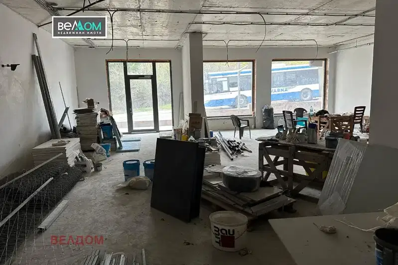 Магазин във Варна, Бриз