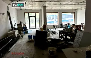 Магазин във Варна, Бриз