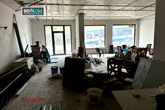 Магазин във Варна, Бриз