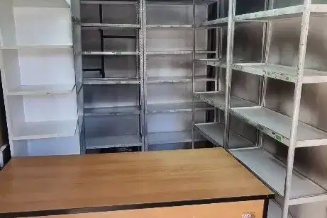 Shop in Stara Zagora, Centyr
