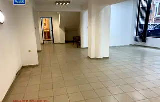 Магазин във Велико Търново, Център