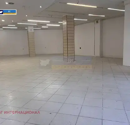 Снимка 4 — Магазин в Бургас, Център