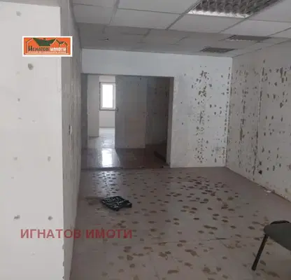Снимка 5 — Магазин в Пазарджик, Център
