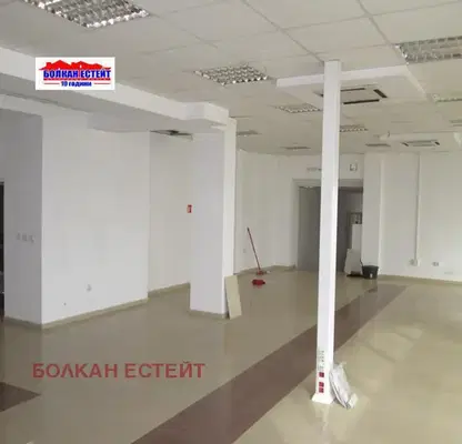 Снимка 4 — Магазин във Велико Търново, Център