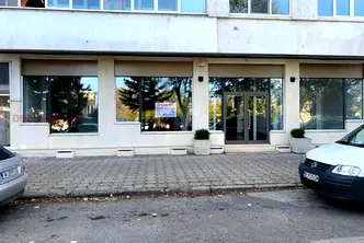 Магазин във Враца, Център