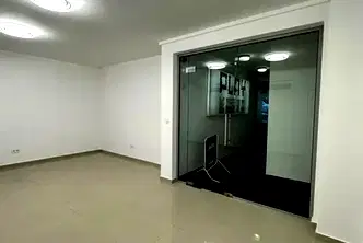 Магазин във Велико Търново, Център